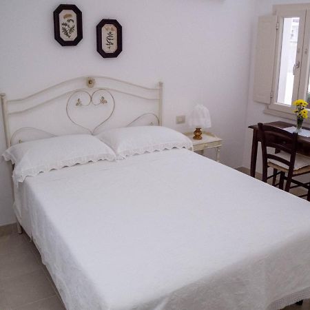 Asylum Amicorum Bed & Breakfast Gagliano del Capo Buitenkant foto